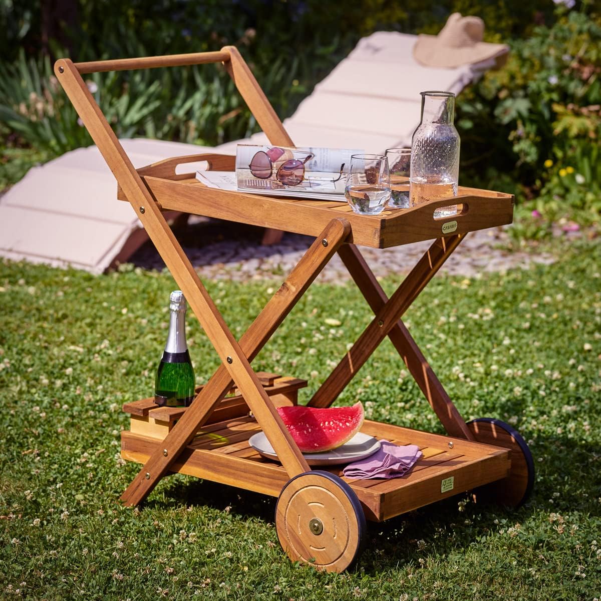 Casaria® Servierwagen mit Rollen Holz FSC®- Zertifiziert Akazie 2 Etagen Tablett 3 Flaschenhalter Outdoor Küche Garten Terrasse Küchenwagen Rollwagen — Ansicht 2